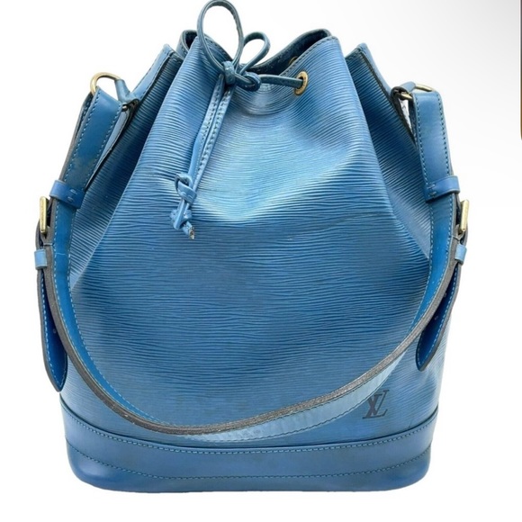Authentic Louis Vuitton Blue Epi GM Noe - Picture 1 of 16